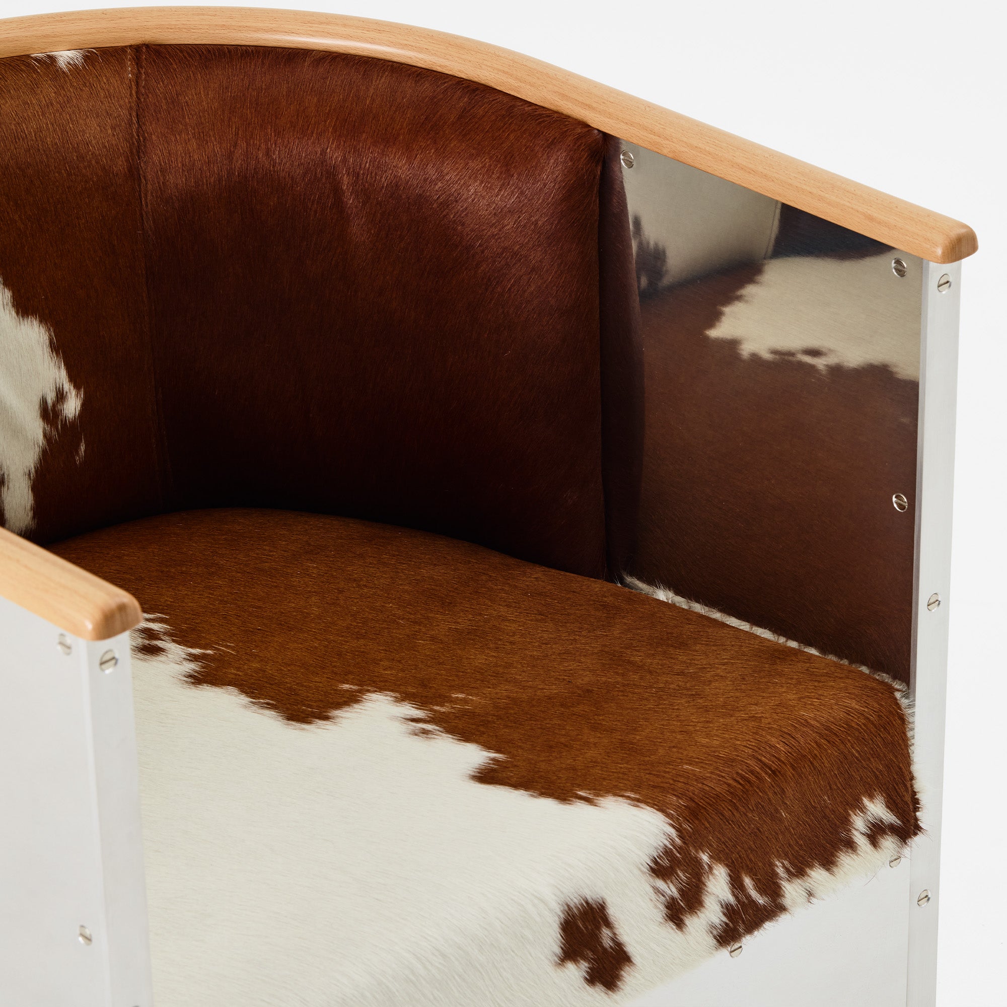 Aluminium Cowhide Exclusive Edition